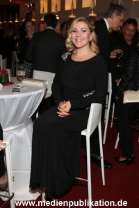Goldene Bild der Frau 20112014 767