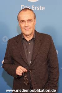 ARD 29112019 012