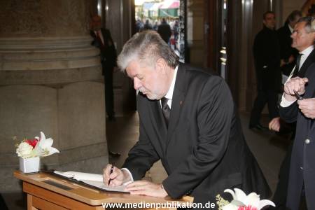 Staatsakt Schmidt 23112015 400