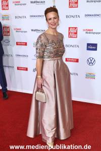 GoldeneBildDerFrau 20112024 743