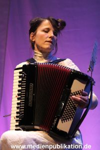 MERET BECKER 09102005 031