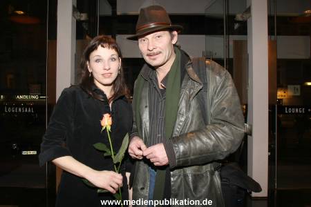 Blackbird Premiere 0604 144