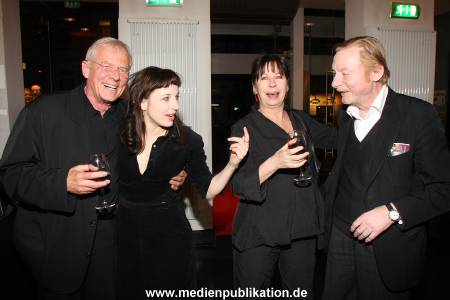 Blackbird Premiere 0604 166
