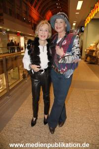 Late Night Shopping 03032018 426