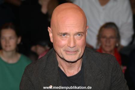 Lanz Sendung2 14112018 042