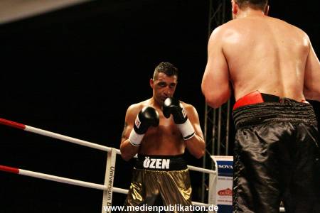 Universum Fight Night 12102012 044