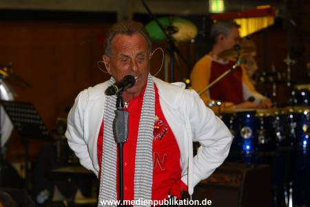Blaeck Foeoess 28122012 004