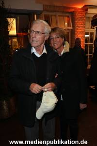 PunschUntermDach 06012025 120