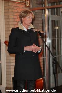 PunschUntermDach 06012025 205