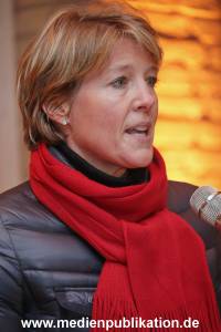 PunschUntermDach 09012024 103