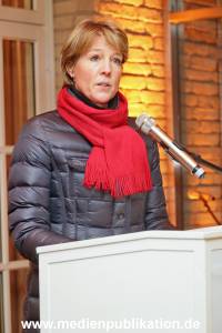 PunschUntermDach 09012024 110