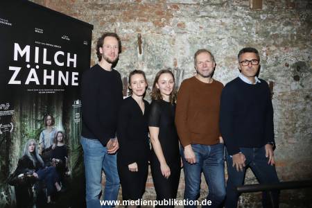 Milchzaehne 18112024 132