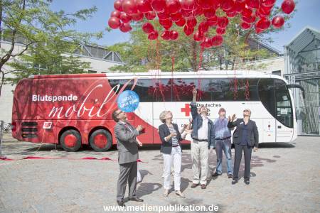 Hofer Blutspendebus 17072013 027
