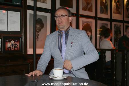 DerKluegereKipptNach 11052015 001