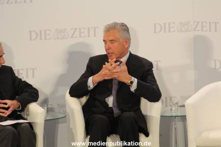 Wirtschaftsforum 08112012 062