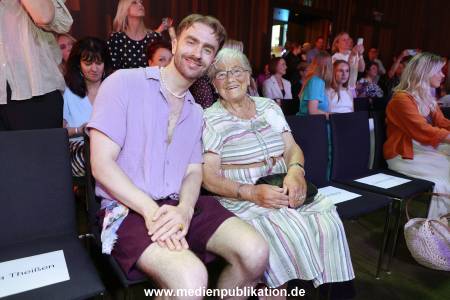 Ernstings 16062026 505