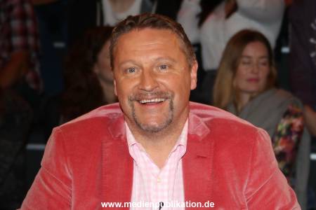 Lanz Sendung1 29062016 SF2207 005
