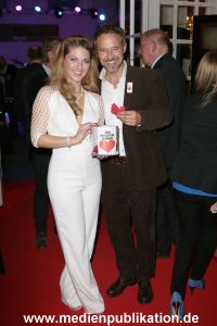MediaEntNight 06102014 550