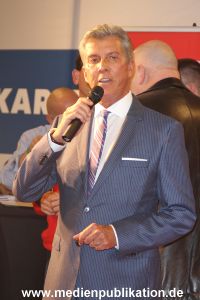 Klitschko Wiegen 09112012 004