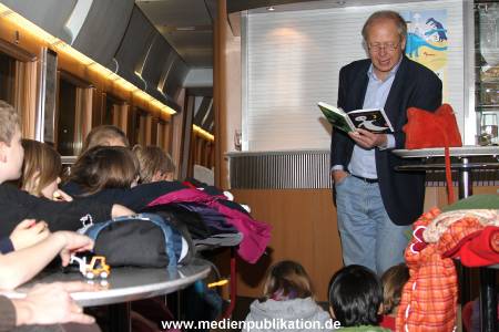 Vorlesetag DB 18112011 052