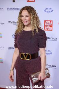 GoldeneBildDerFrau 09112022 150