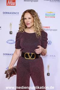 GoldeneBildDerFrau 09112022 155