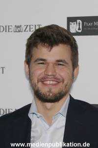 Carlsen Schach 20022016 014