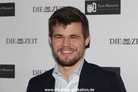 Carlsen Schach 20022016 025