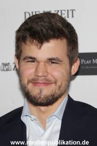 Carlsen Schach 20022016 046