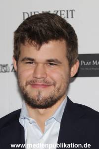 Carlsen Schach 20022016 047