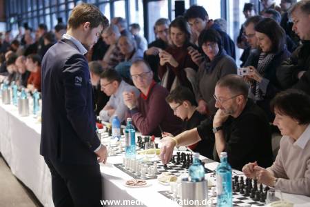 Carlsen Schach 20022016 077