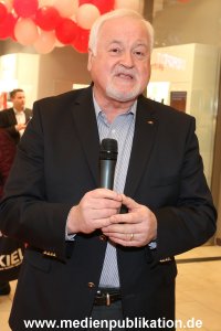 Oster Charity Eroeffnung 043