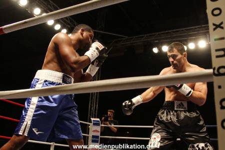Universum Fight Night 12102012 097