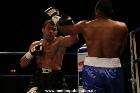 Universum Fight Night 12102012 104