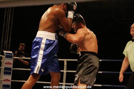 Universum Fight Night 12102012 165