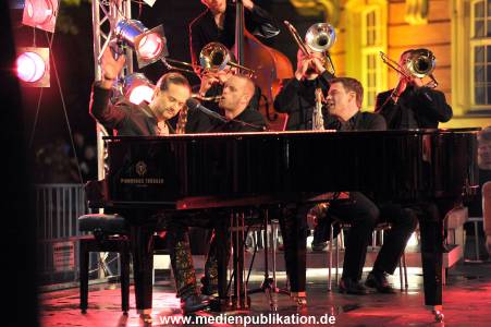 GP Live 08052009 020