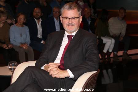 Lanz Sendung1 28112018 023