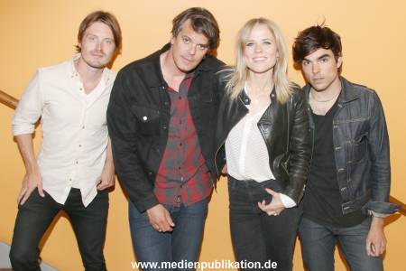 Common Linnets 09072015 0033