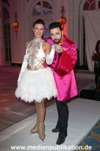 HolidayOnIce Platinum Gloeoeckler 17102013 081