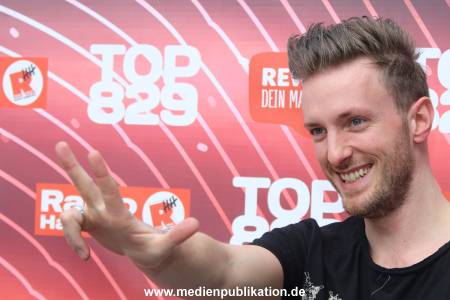 Radio Hamburg Top829 02040218 192