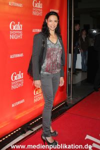 Gala Shopping 05052011 033