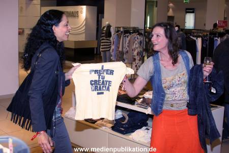 Gala Shopping 05052011 057