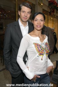 Phoenix Charity 06122007 015