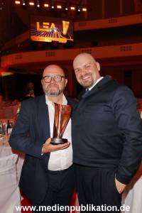 LEA Award 04042016 1281