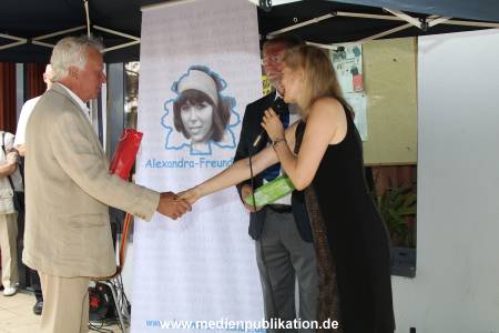 Alexandra Gedenktafel 30072016 130