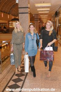 Latenightshopping 07102016 574