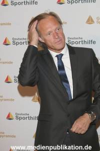 GoldeneSportpyramide 12092015 0311