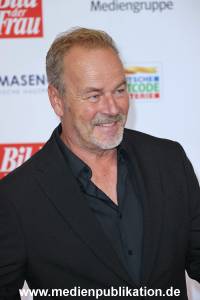 GoldeneBildDerFrau 20112024 085