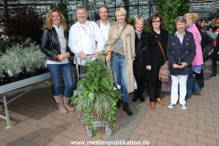 Charity Blumen AKK 15092013 102