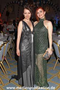 Blauer Ball 17042010 006